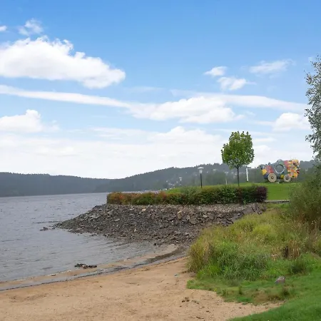 Semesterbostad Comfortable In Lipno With Garden Lipno nad Vltavou